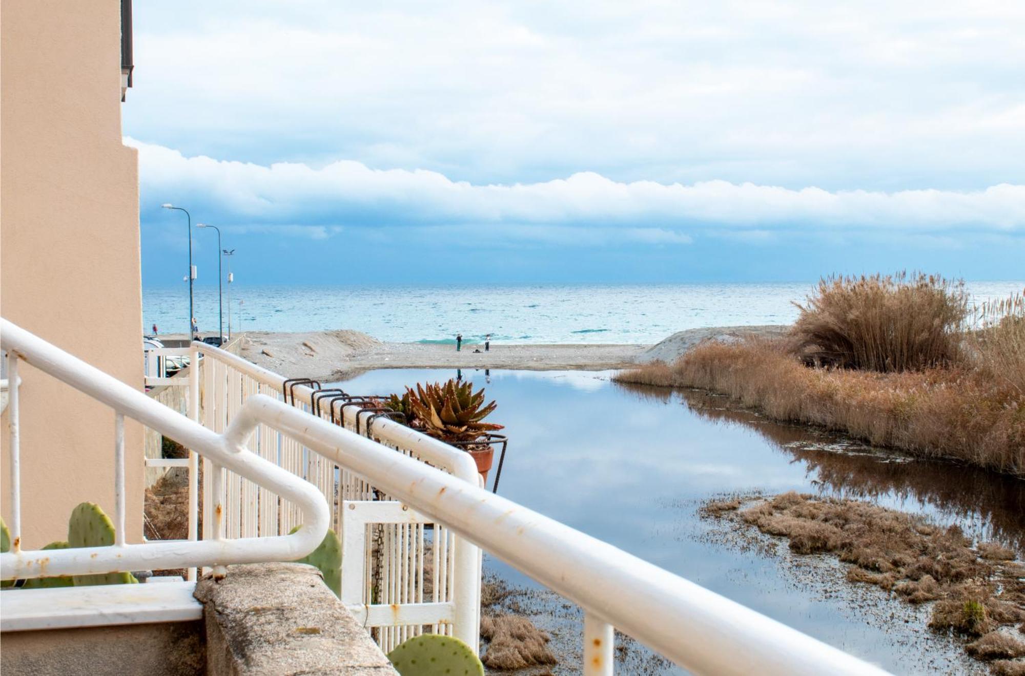 100 Metri Dal Mare Relax A Due Passi Dal Centro Appartement Finale Ligure Buitenkant foto